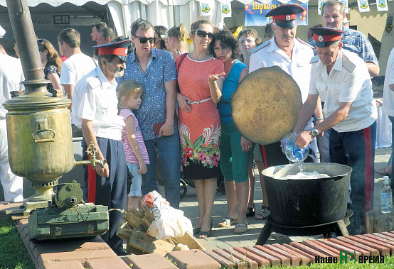 День реки Дон – с казачьим колоритом, уху готовим на глазах гостей.