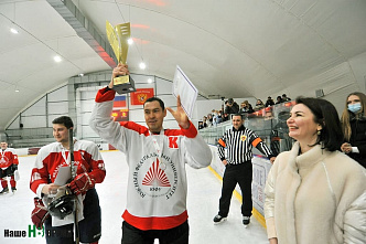 Студенты ЮФУ отметили Татьянин день на хоккейном поле