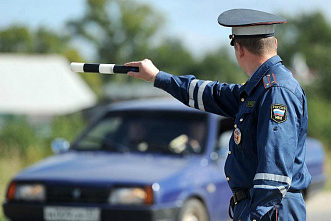 Новочеркасца будут судить за удар ногой полицейского
