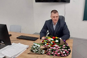 Ветеран МВД Денис Хохлов: « Цветы — аргумент веский…»