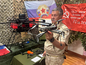 Передвижную выставку ростовской школы №49 по тематике СВО увидели батайчане