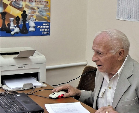 Судья всероссийской категории Василий Терехин, последним турниром, который он провел как главный арбитр, был чемпионат Новочеркасска по рапиду, состоявшийся 25 сентября.