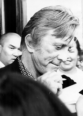 Кирк Дуглас на ММКФ 1977 год