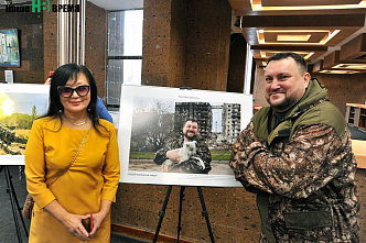 Глазами военкоров: в Публичке открылась фронтовая фотовыставка