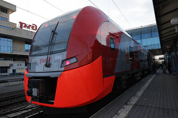 Электропоезд 