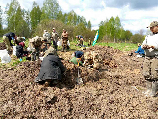Командир аксайского казачьего отряда «Донцы» Виктор Кучеров принял участие в новгородской экспедиции 