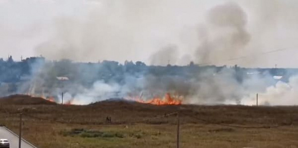 На очереди — Новошахтинск: пожарные тушат очередной ландшафтный пожар