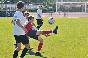Олимпийский совет Ростовской области провел в Ростове детский футбольный турнир памяти Б.А. Кабаргина.