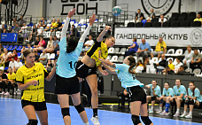 19 08 2025 В Ростове проходят матчи на Кубок губернатора Дона