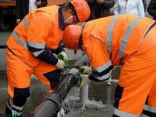 Балет химиков и баскетбол на экскаваторах