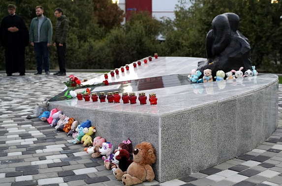 Сегодня в Волгодонске почтили память жертв теракта, который произошел в этом городе 25 лет назад