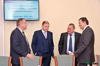 За дверями комитетов