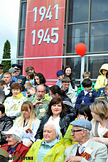 День Победы на Дону начался с военных парадов
