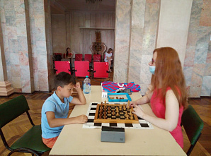 В Ростове провели детский праздничный рапид