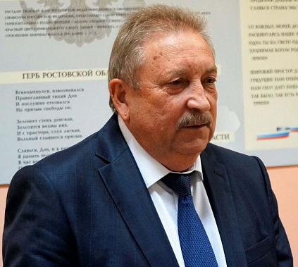 Глава Октябрьского района Ростова Юрий Золотарев ушел на пенсию