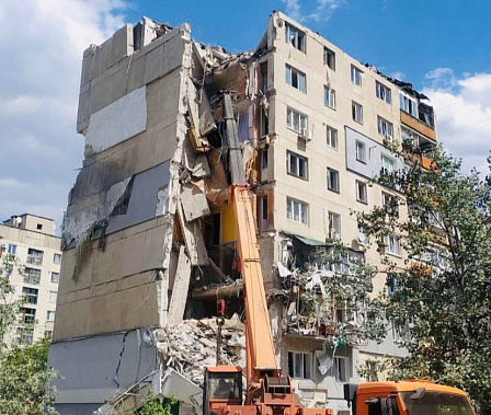 ВСУ цинично обстреляли жилые дома Лисичанска