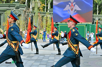 Боевые знамена переданы на Дон