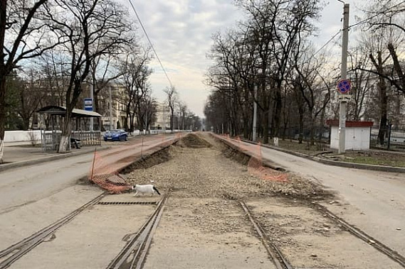 Чиновника из Новочеркасске подозревают в повторной оплате ремонта трамвайных путей