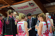 Бились первый со вторым