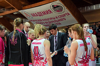 Бились первый со вторым