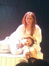  В Новошахтинском драматическом театре имени М.И.Бушнова премьера «Соляриса»