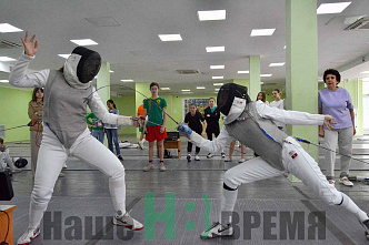 Донские рапиристы уверенно выступили на чемпионате и первенстве ЮФО