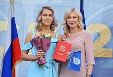 В ДГТУ вручили дипломы лучшим выпускникам