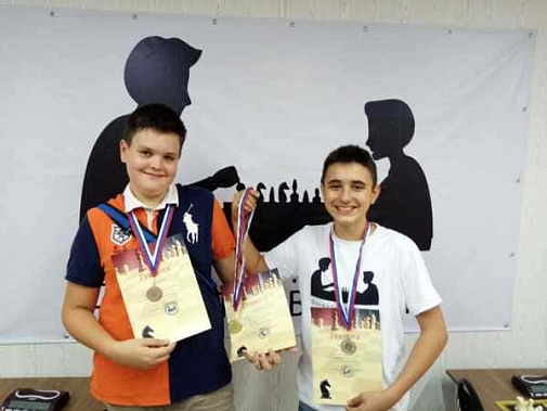 Юниоры из команды «Наше время-100» отличились и в личных соревнованиях