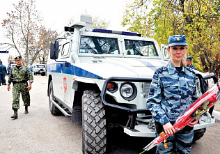 На Кавказе тучи ходят хмуро_17555