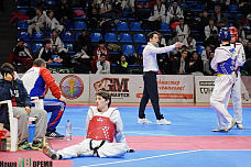 Приз оставили себе