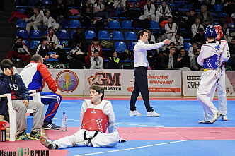 Приз оставили себе