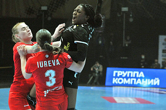 Гандболистки «Ростов-Дона» в среду на своей площадке сразились с «Астраханочкой»