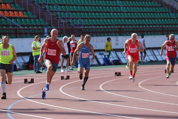 В Белоруссии легкоатлет из города Шахты Константин Осадченко завоевал две золотые медали