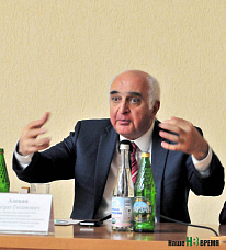 Двадцать четыре часа в сутки…