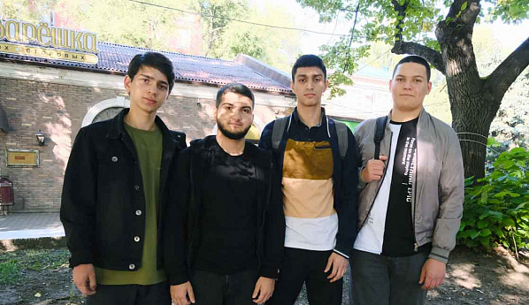 Студенты-медики спасли жизнь человеку до приезда скорой помощи