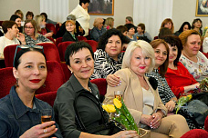 В Ростове поздравили с праздником женщин - военнослужащих