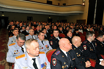 В Ростове сотрудники органов внутренних дел на транспорте отпраздновали профессиональный праздник