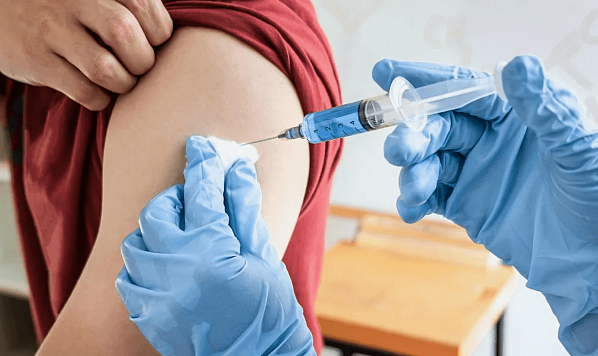 Важные прививки появятся в календаре с задержкой