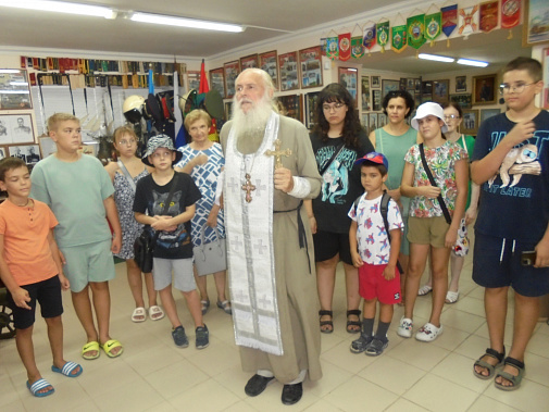 Отметили день образования первых суворовских военных училищ