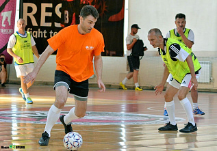 В Ростове прошли матчи юбилейного турнира по мини-футболу, посвященного Дню строителя