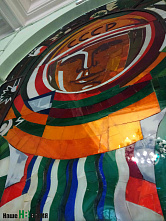 …А в парке старом гуляют пары