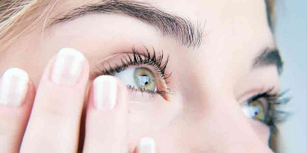 Соринка в глаз попала…