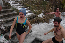 Удовольствие – искупаться в проруби