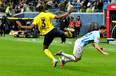 24 10 2025 На своем поле донские футболисты победили «Пари НН»