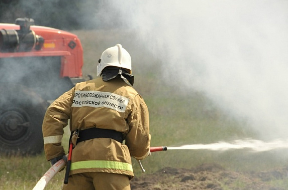 За истекшие сутки на Дону потушено 22 пожара