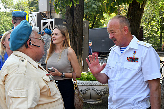 02 08 2024 В день ВДВ ростовские десантники почтили память героев Отечества