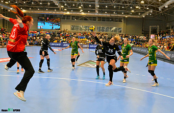 Южное гандбольное дерби не выявило победителя