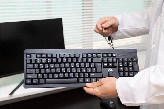 Клавиатура с маркой 