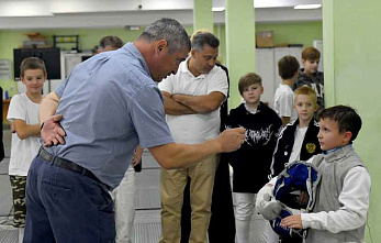 В ростовском спорткомплексе «Лидер» завершились поединки всероссийского детско-юношеского турнира по фехтованию «Донская осень»