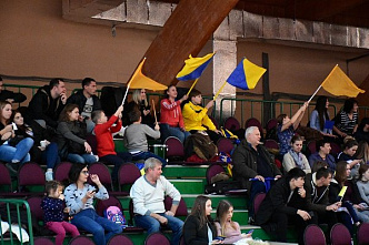 Две домашние победы